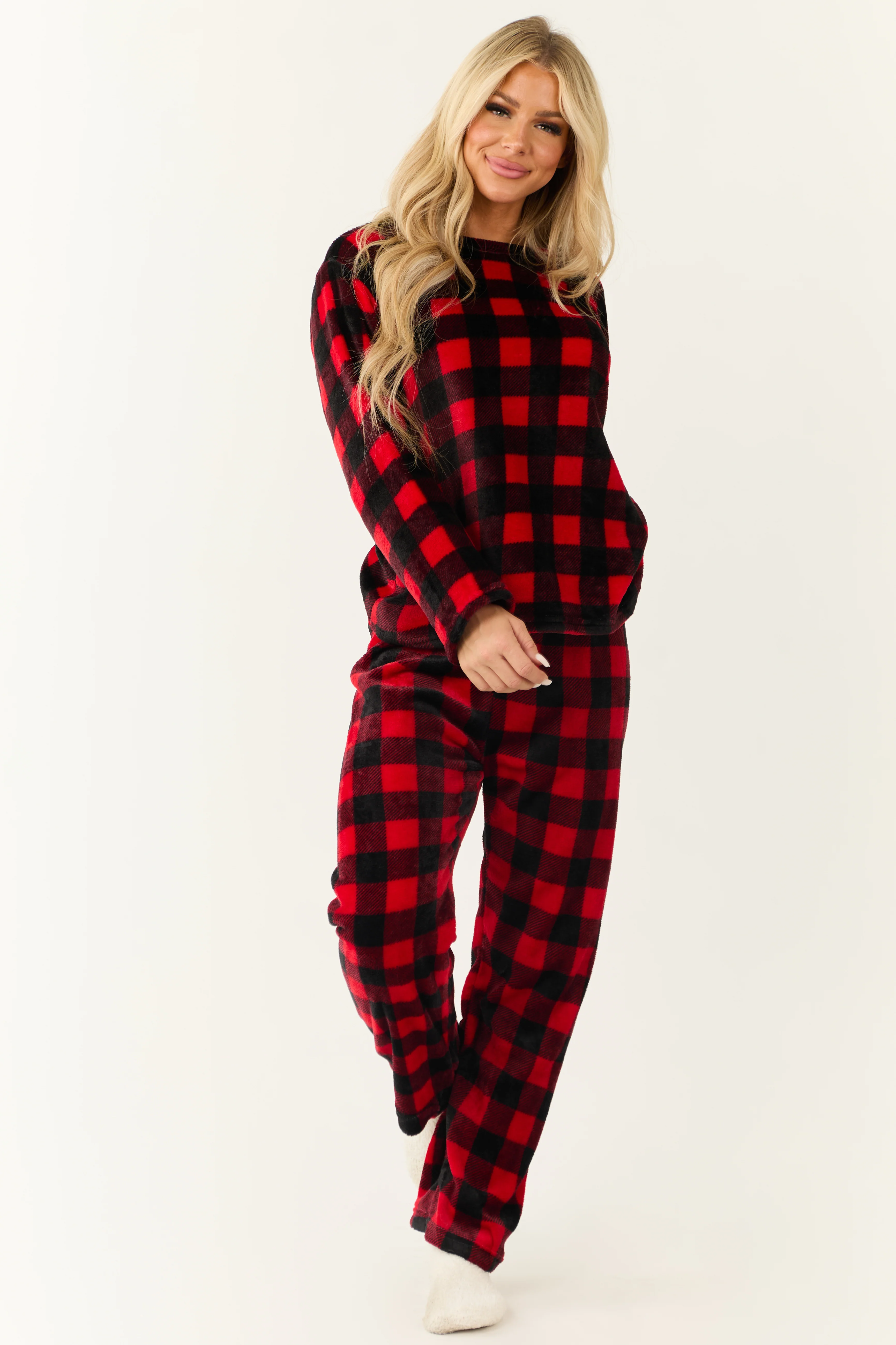 Black and Ruby Checkered Plaid 2 Piece Soft Pajama Set - Image 4