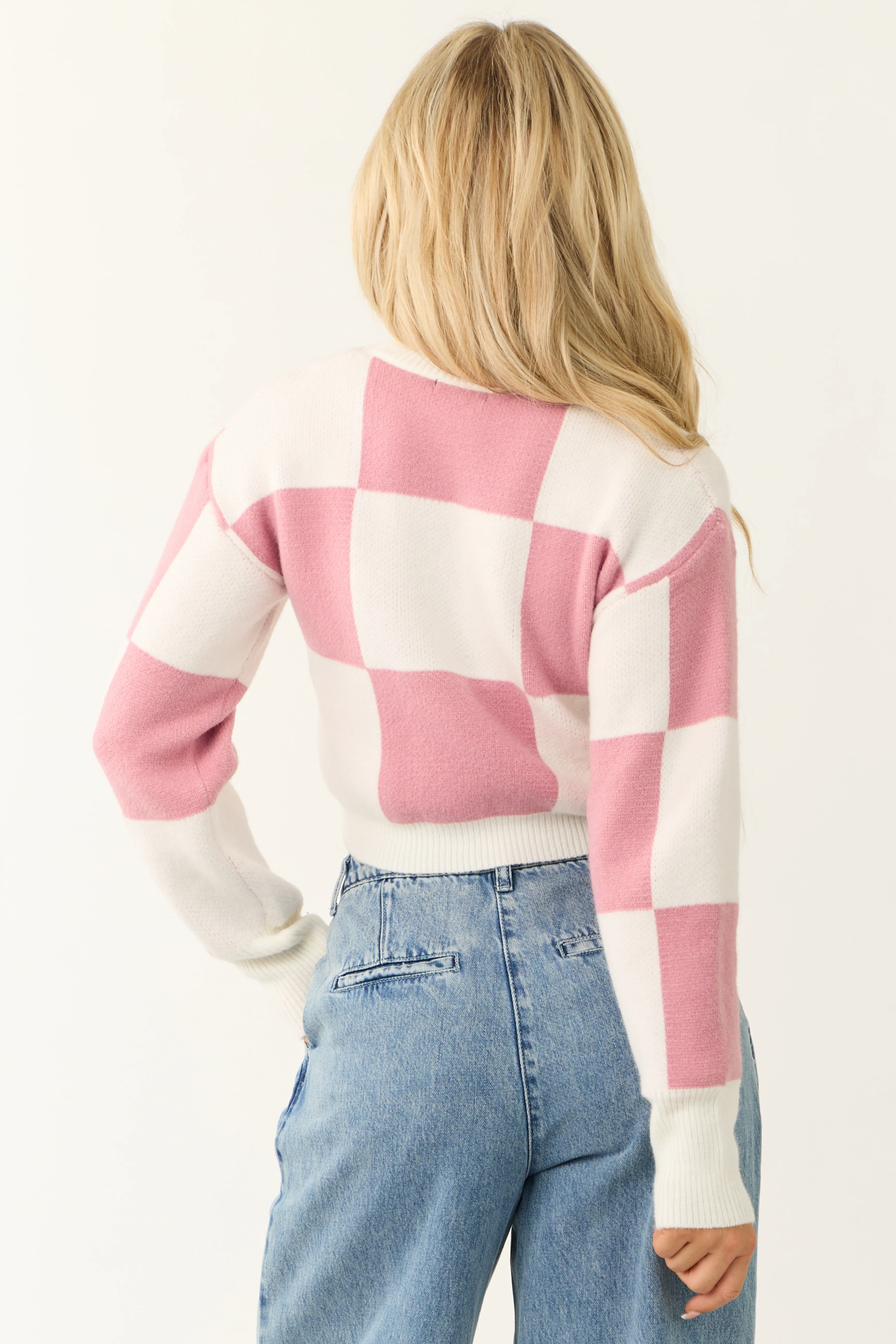 Bubblegum and Ivory Checkered Crop Sweater - Image 5