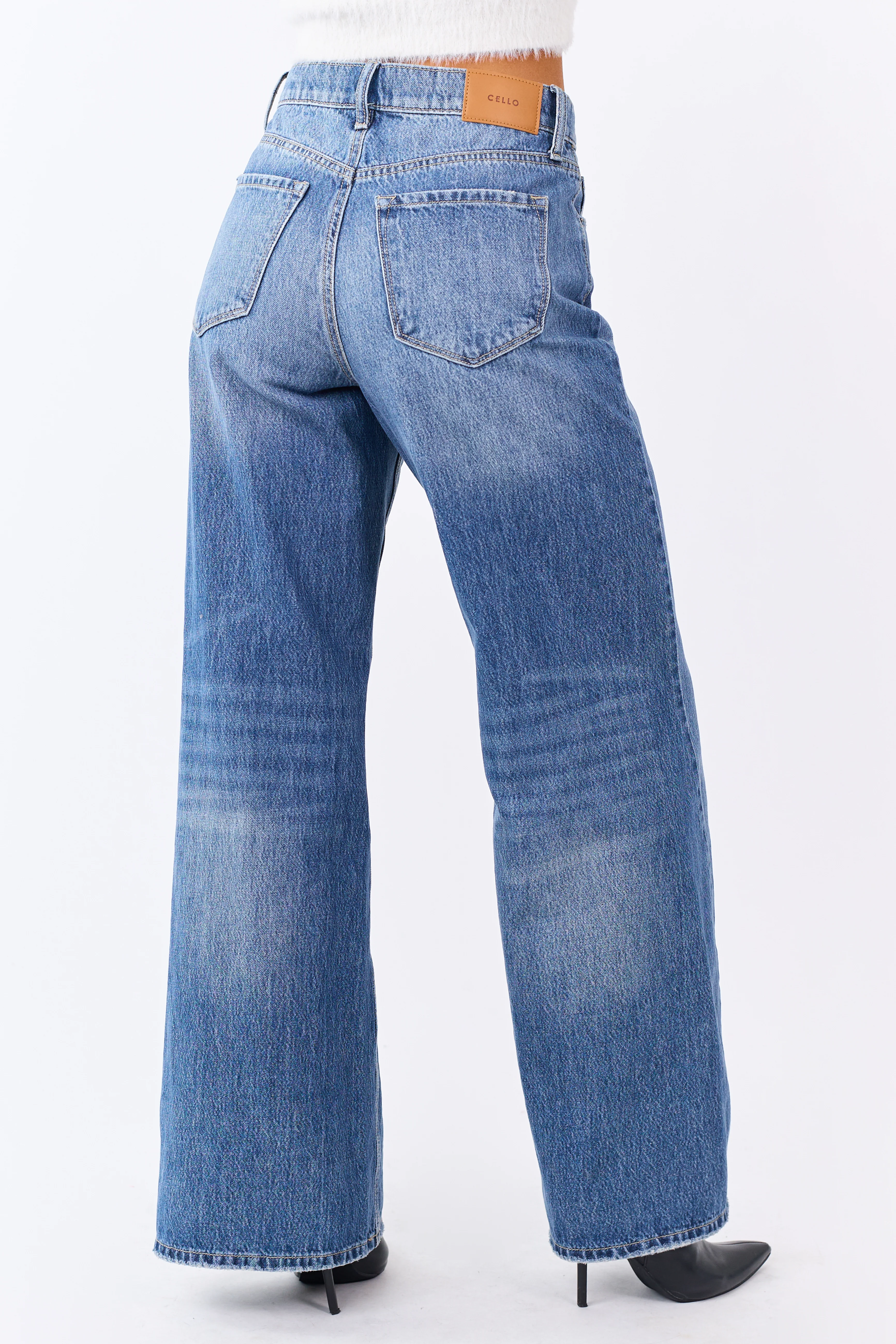 Cello Medium High Rise Wide Leg Curved Seam Jeans - Image 6
