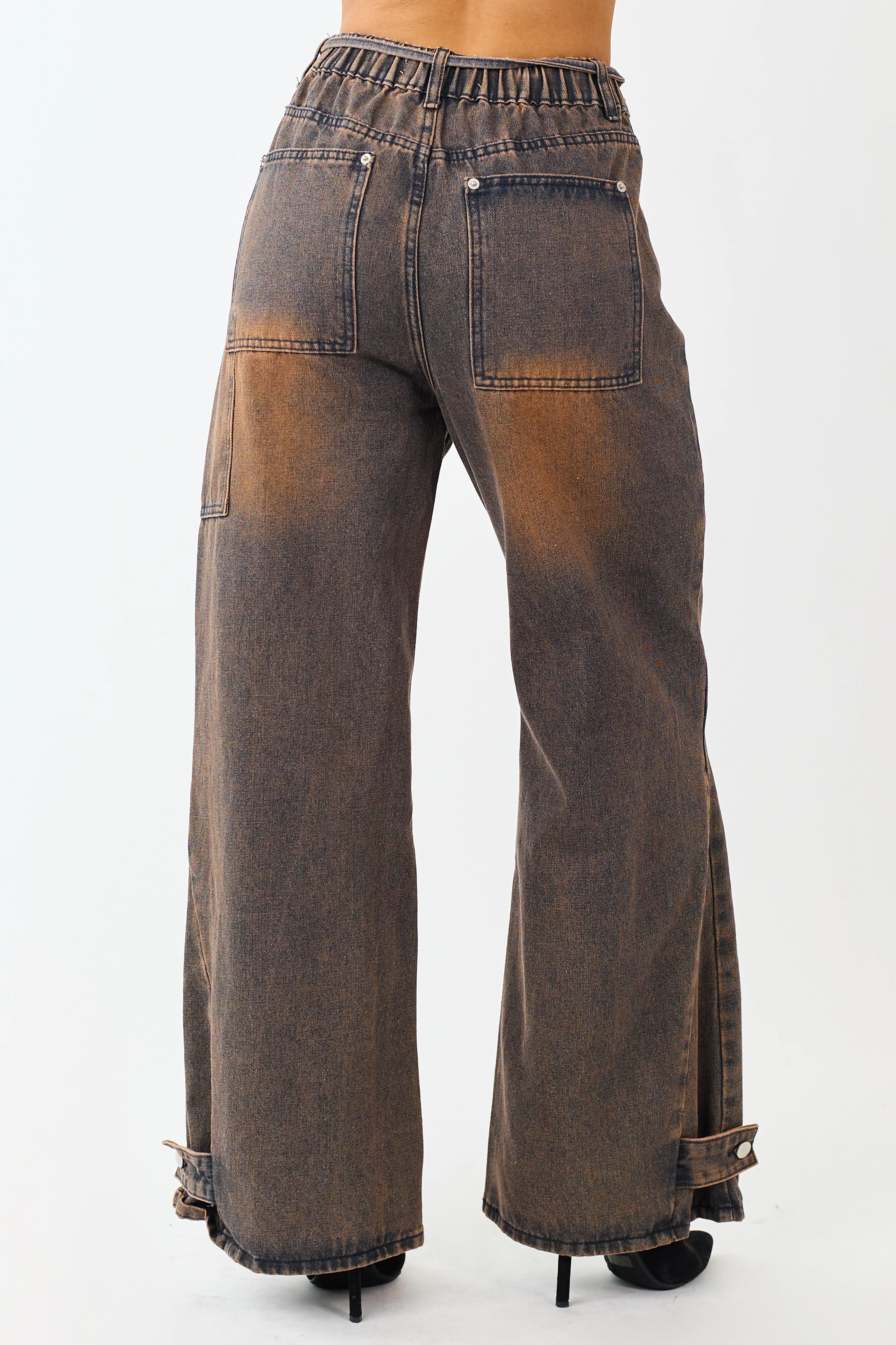 Cocoa Faded Wash Wide Leg High Rise Jeans - Image 4