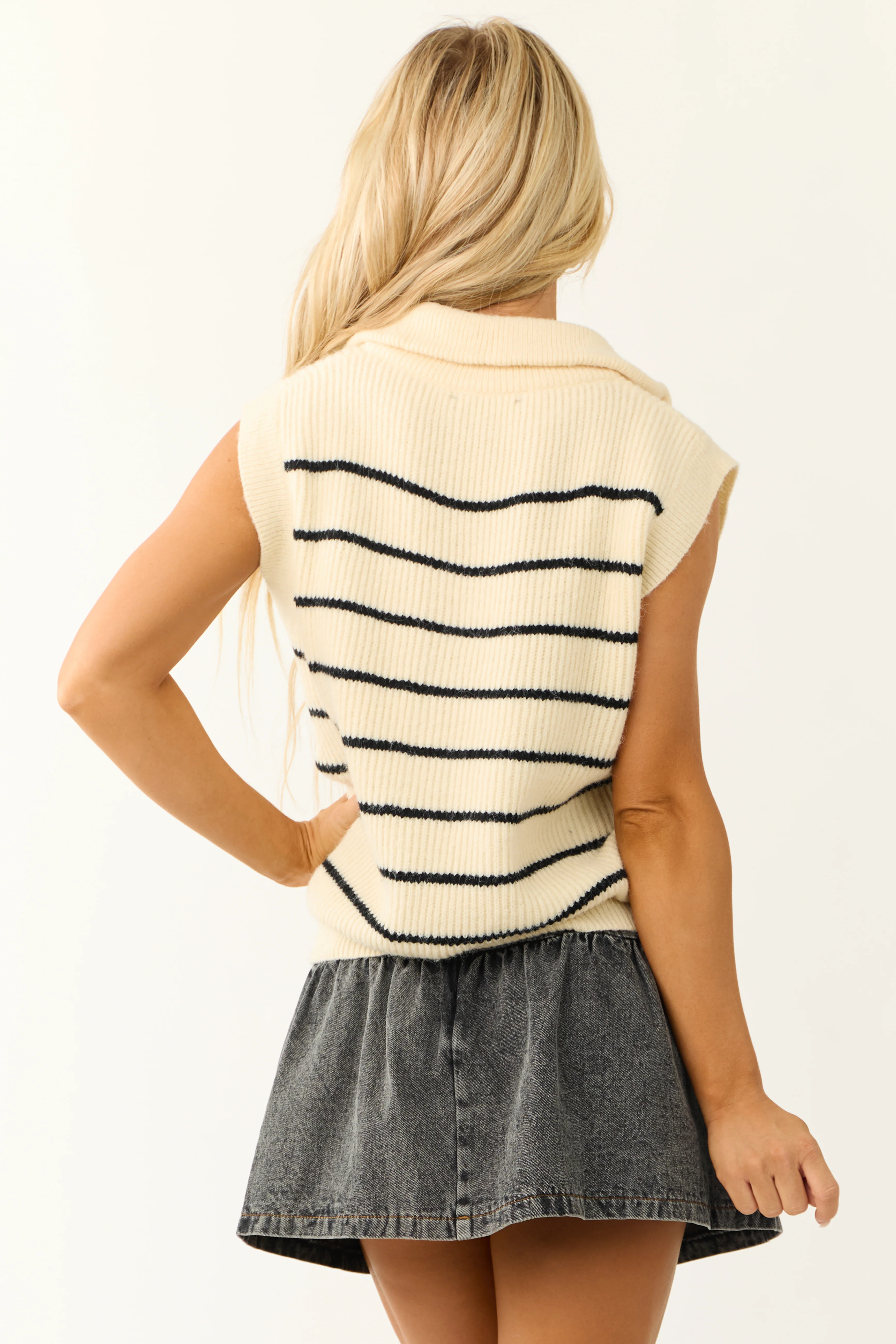 Cream and Black Striped Zip Up Sweater Vest - Image 7