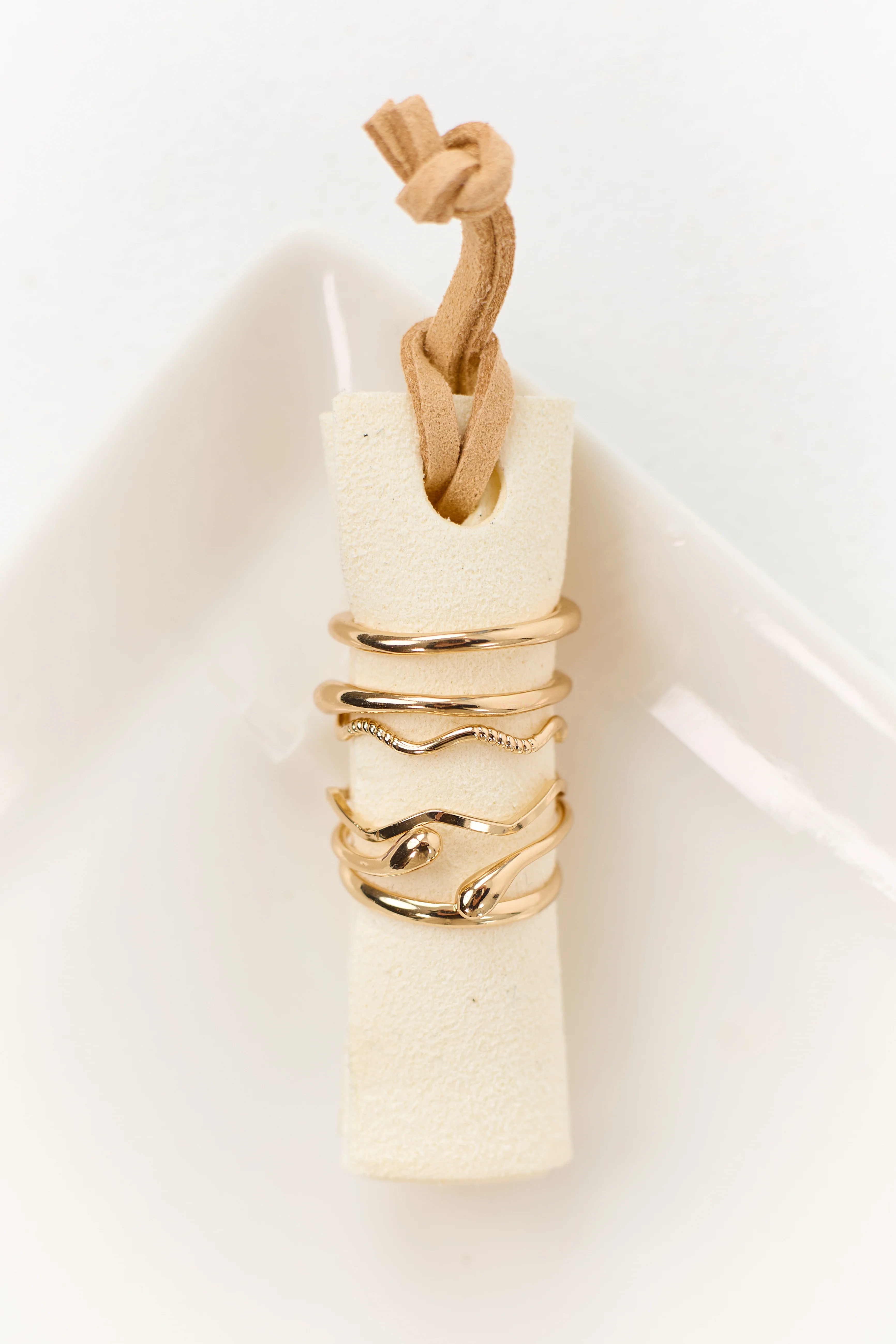 Gold Assorted Wavy 5 Piece Ring Set