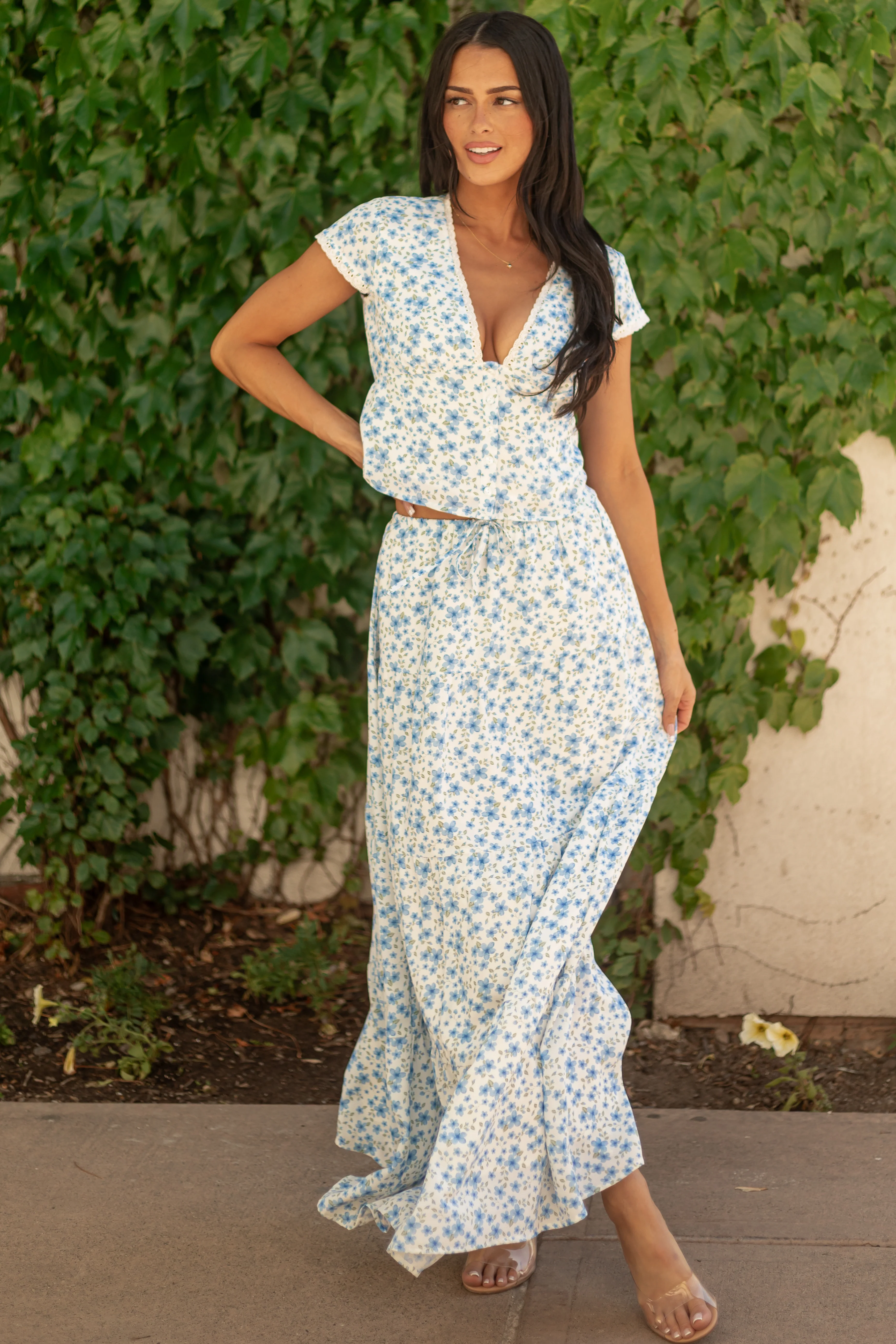 Ivory Floral Print Tiered Flowy Maxi Skirt - Image 3