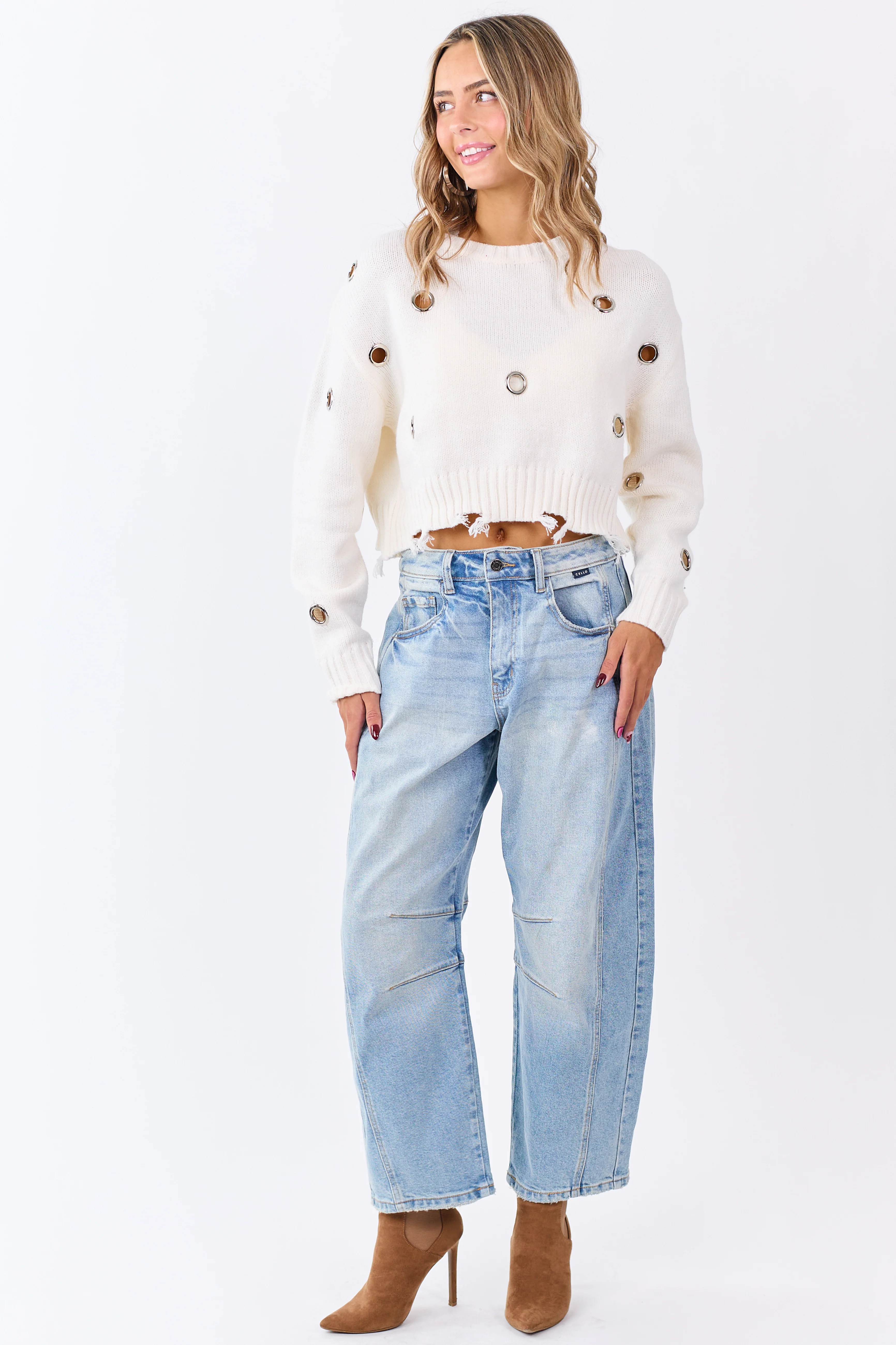 Ivory Large Grommet Cropped Knit Sweater - Image 3