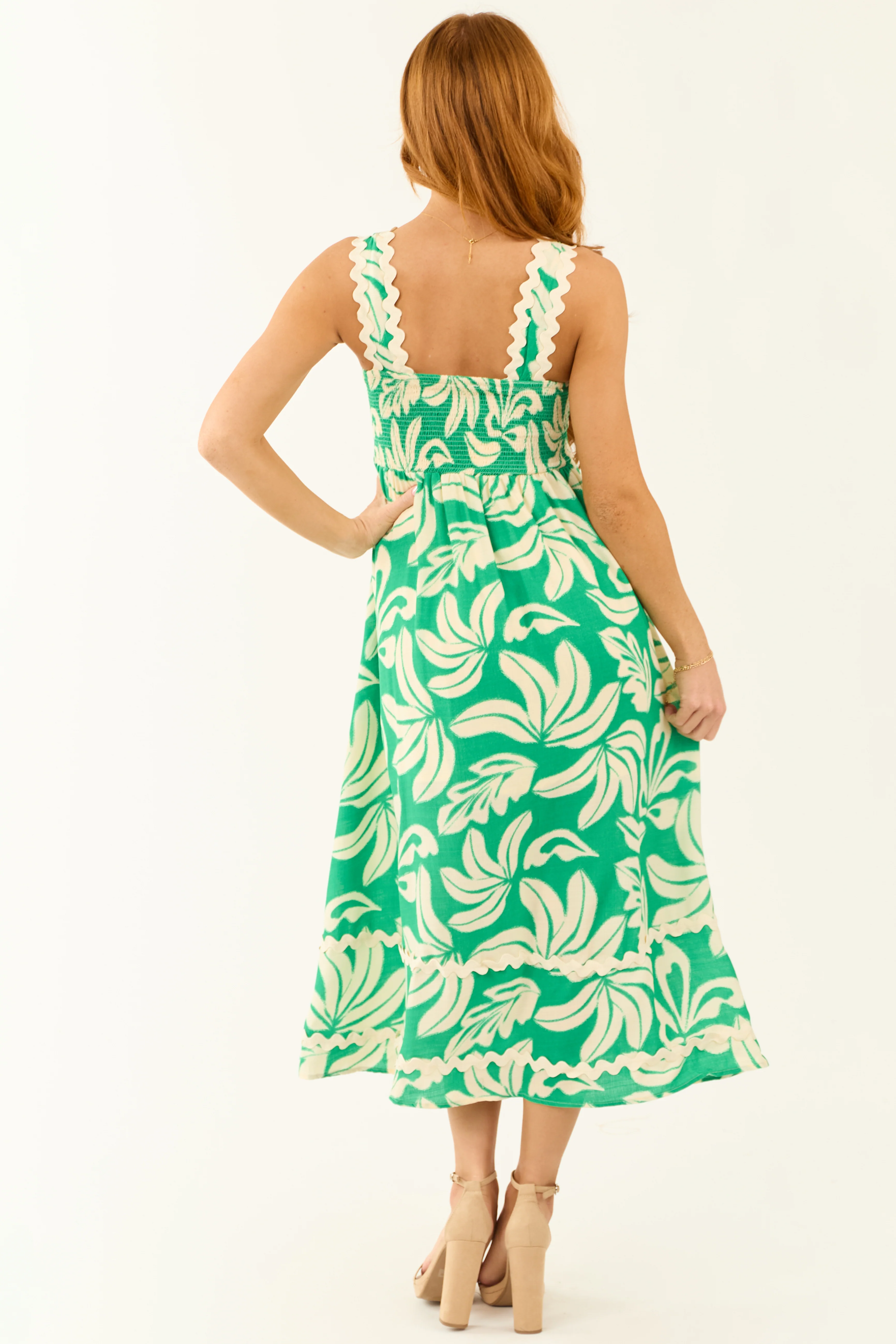 Kelly Green and Cream Tropical Leaf Print Midi Dress - Image 5