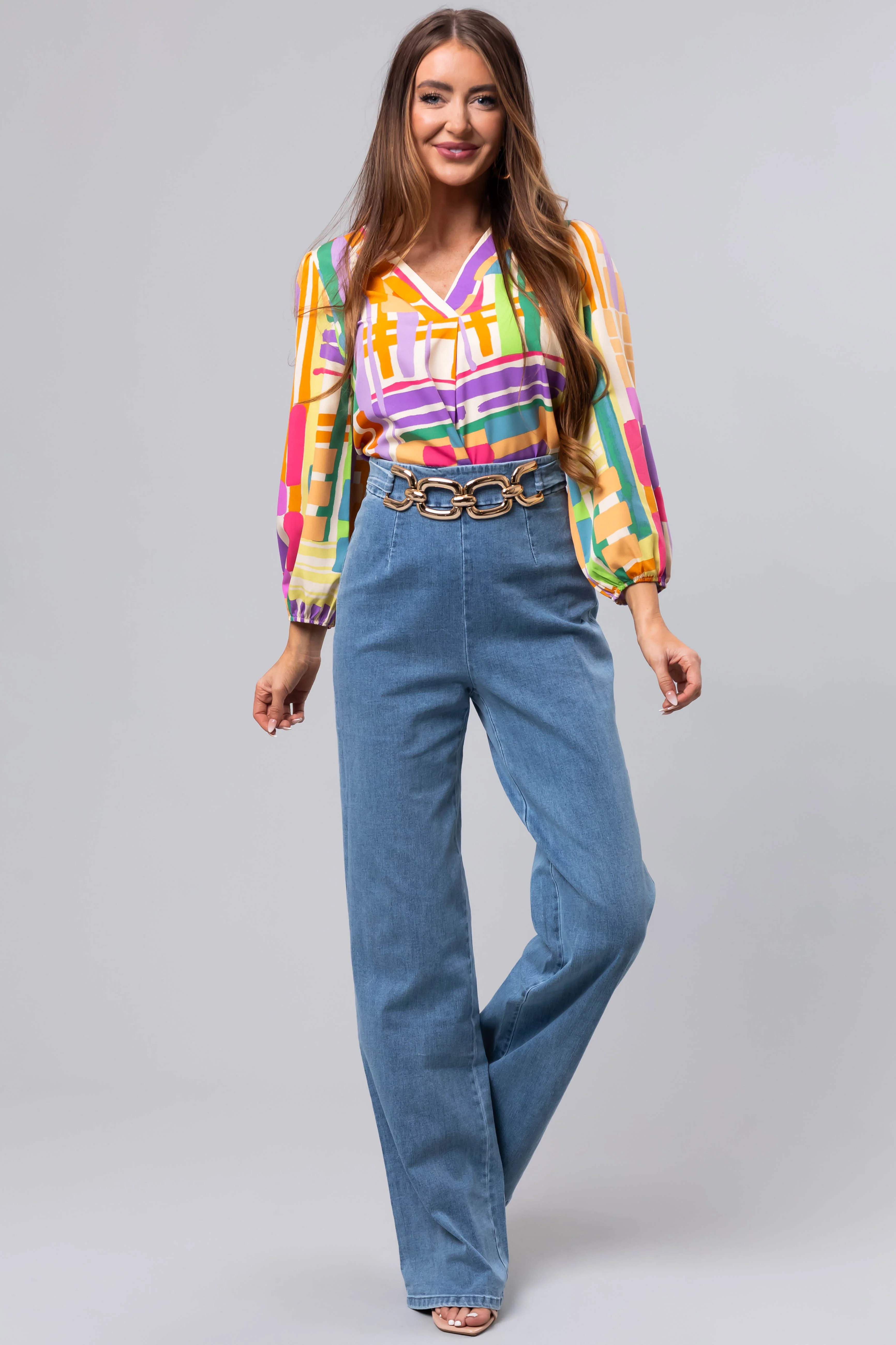 Light Wash Denim High Waisted Gold Belt Pants - Image 7