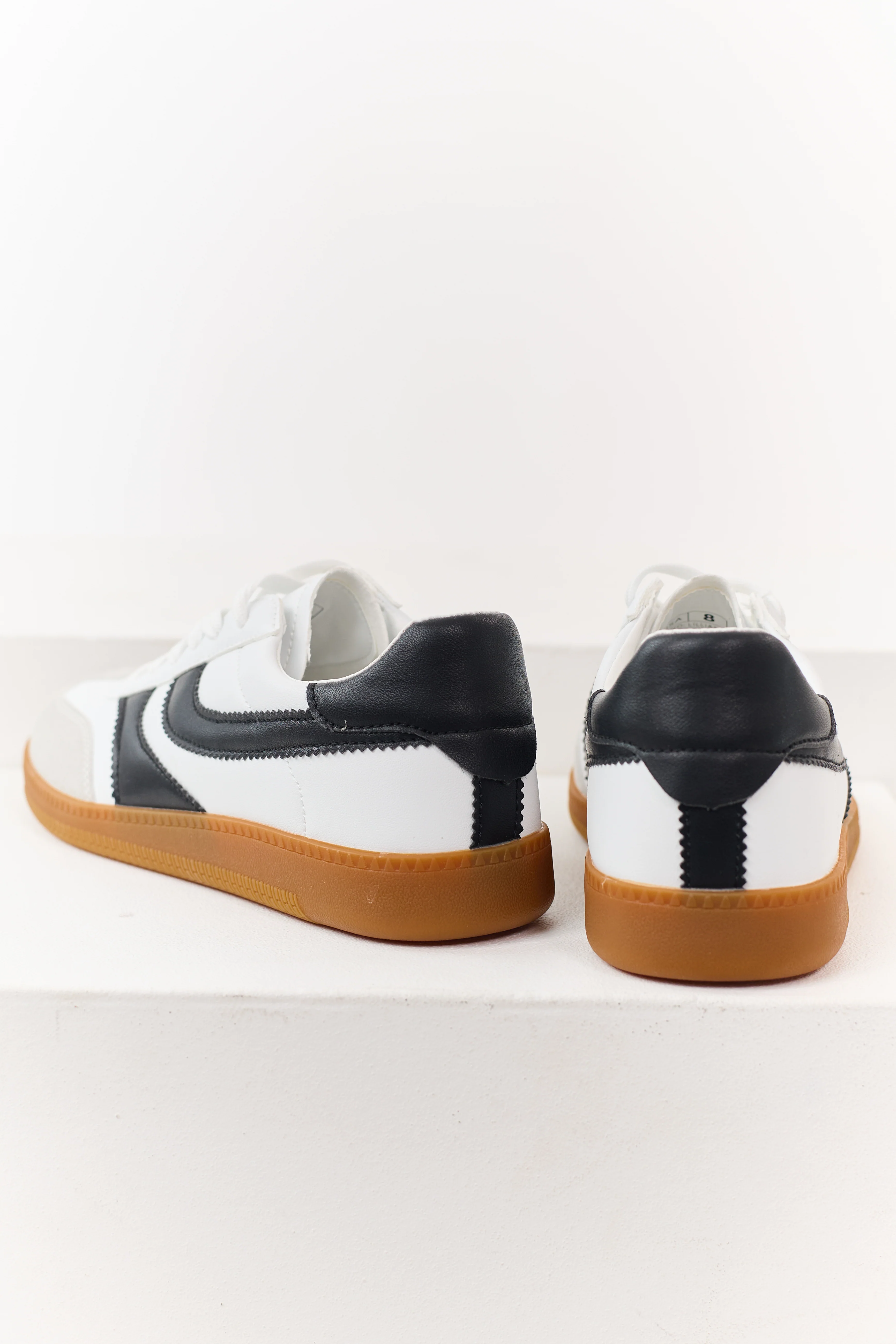 Off White Contrast Detail Lace Up Sneakers - Image 3