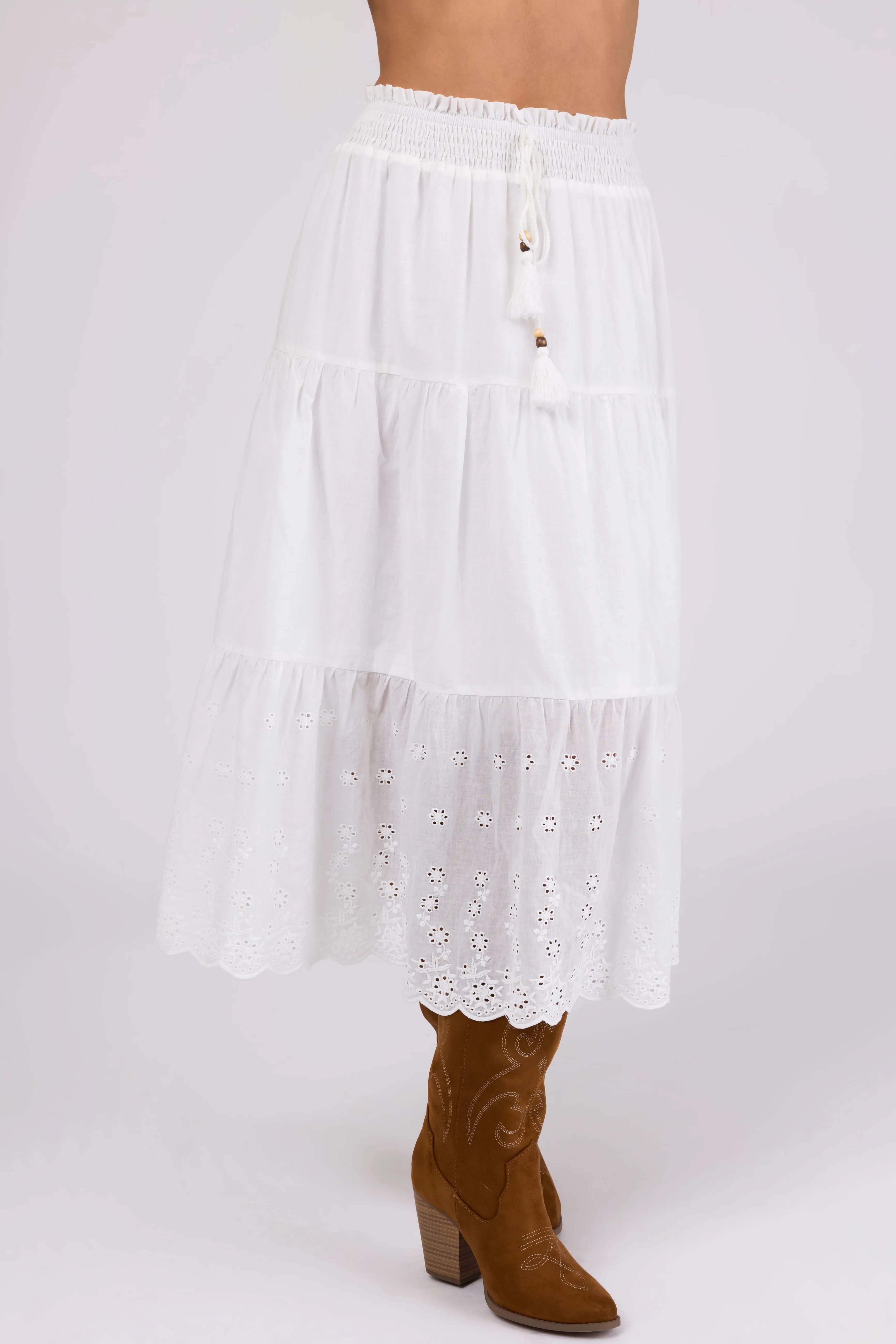 Off White Eyelet Detail Tiered Midi Skirt - Image 2