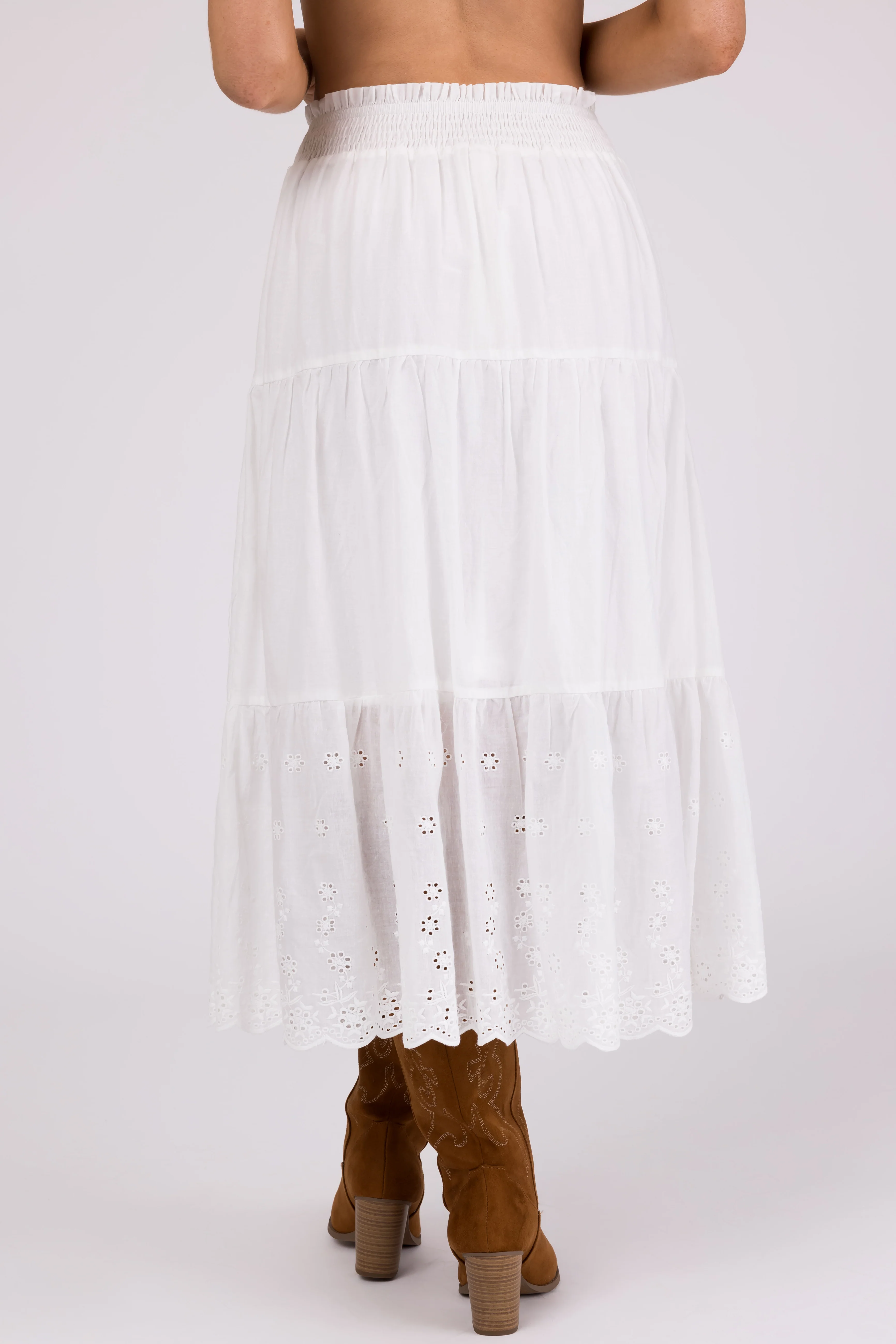 Off White Eyelet Detail Tiered Midi Skirt - Image 4