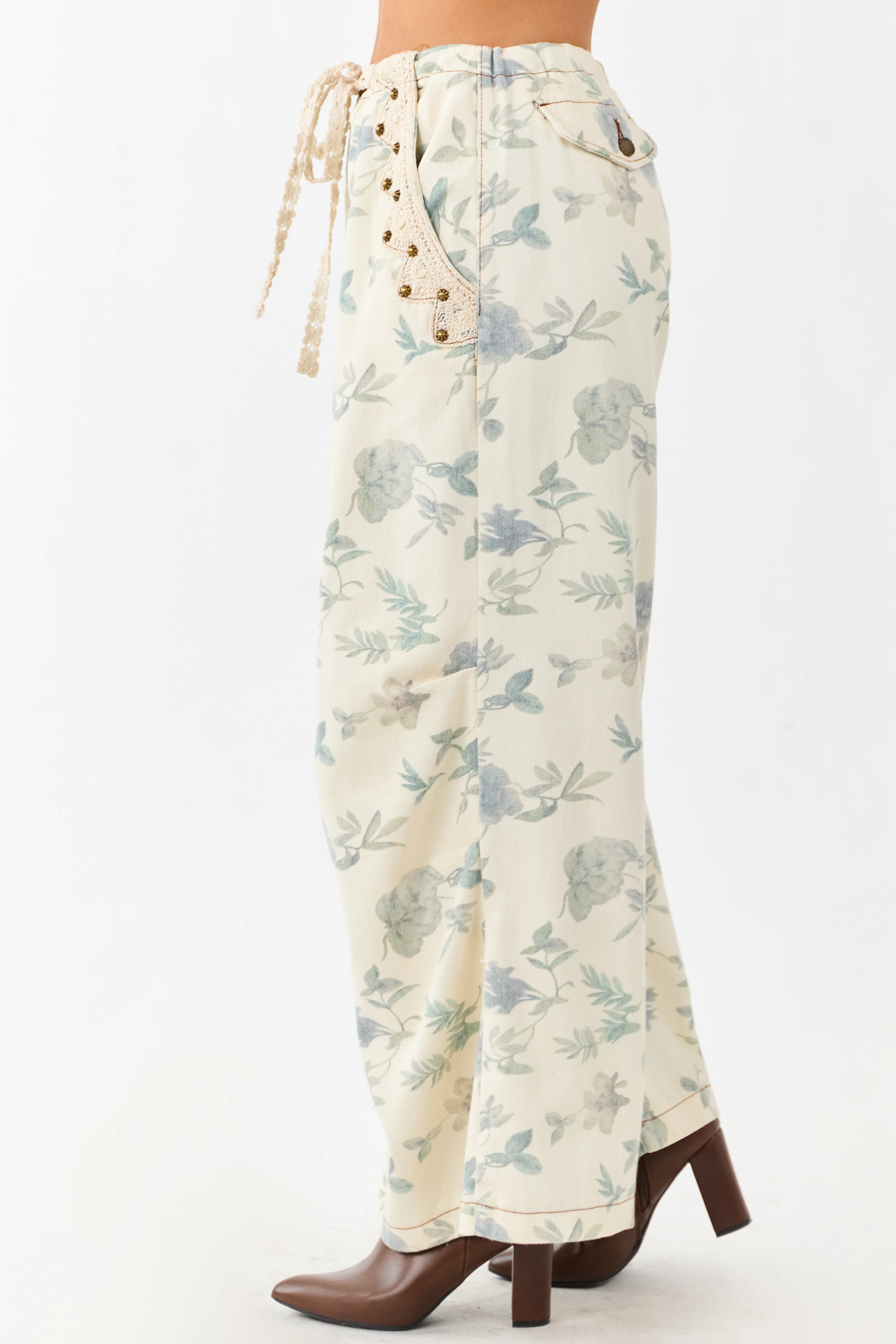 POL Cream Floral Print Wide Drawstring Denim Pants - Image 3