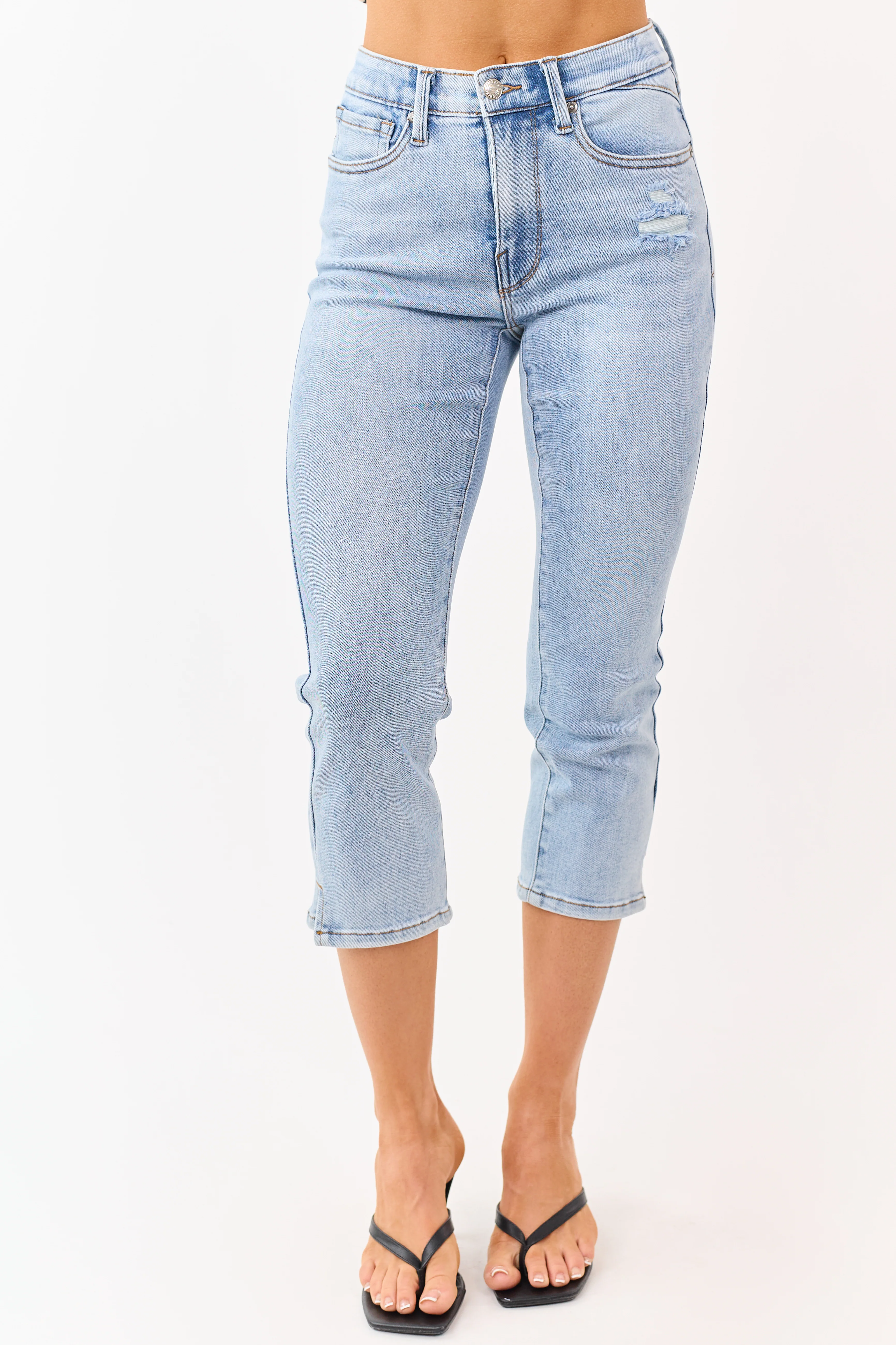 Saige Light Wash Tummy Control Stretchy Capri Jeans