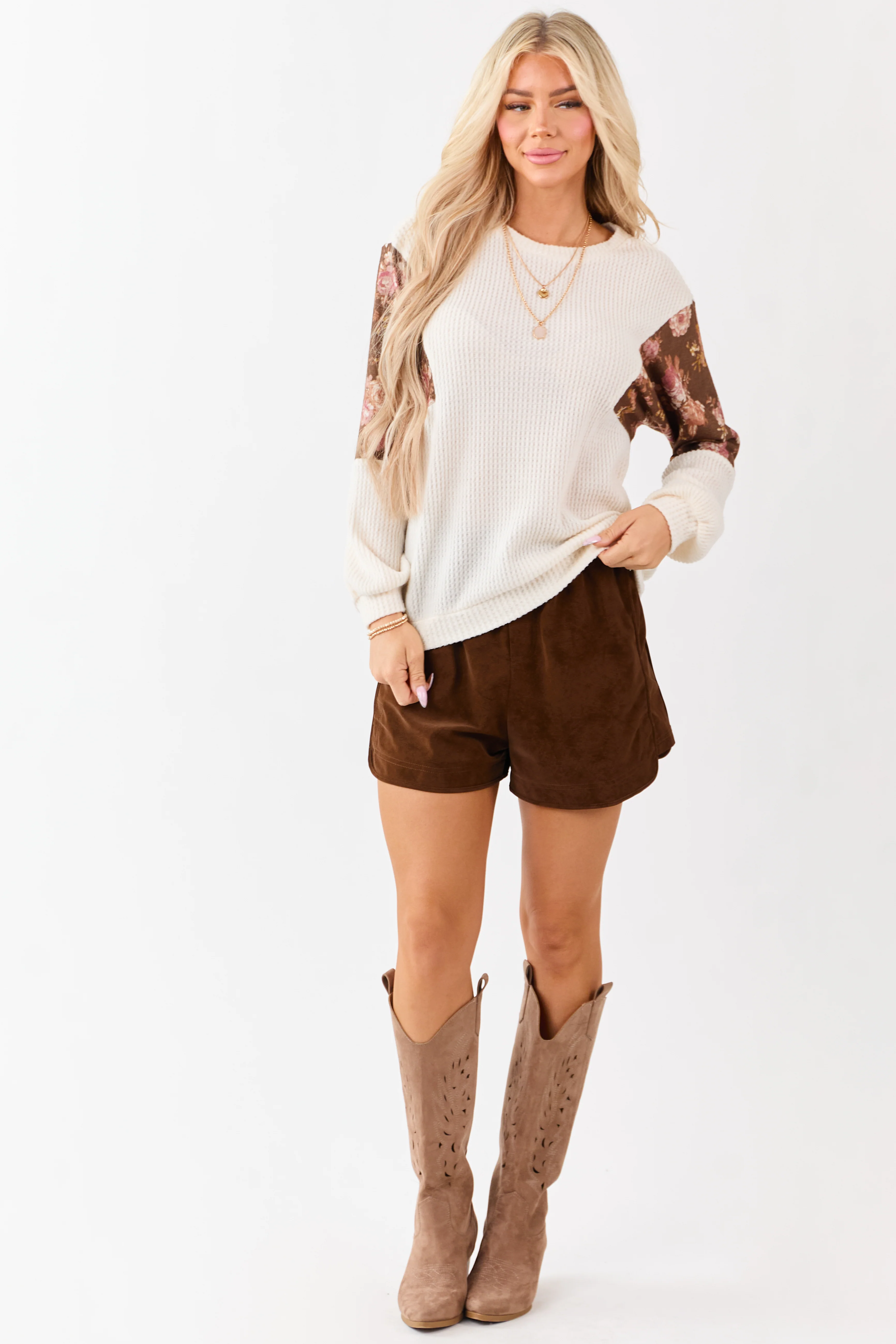 Sepia Faux Suede Elastic Waist Lined Shorts - Image 5