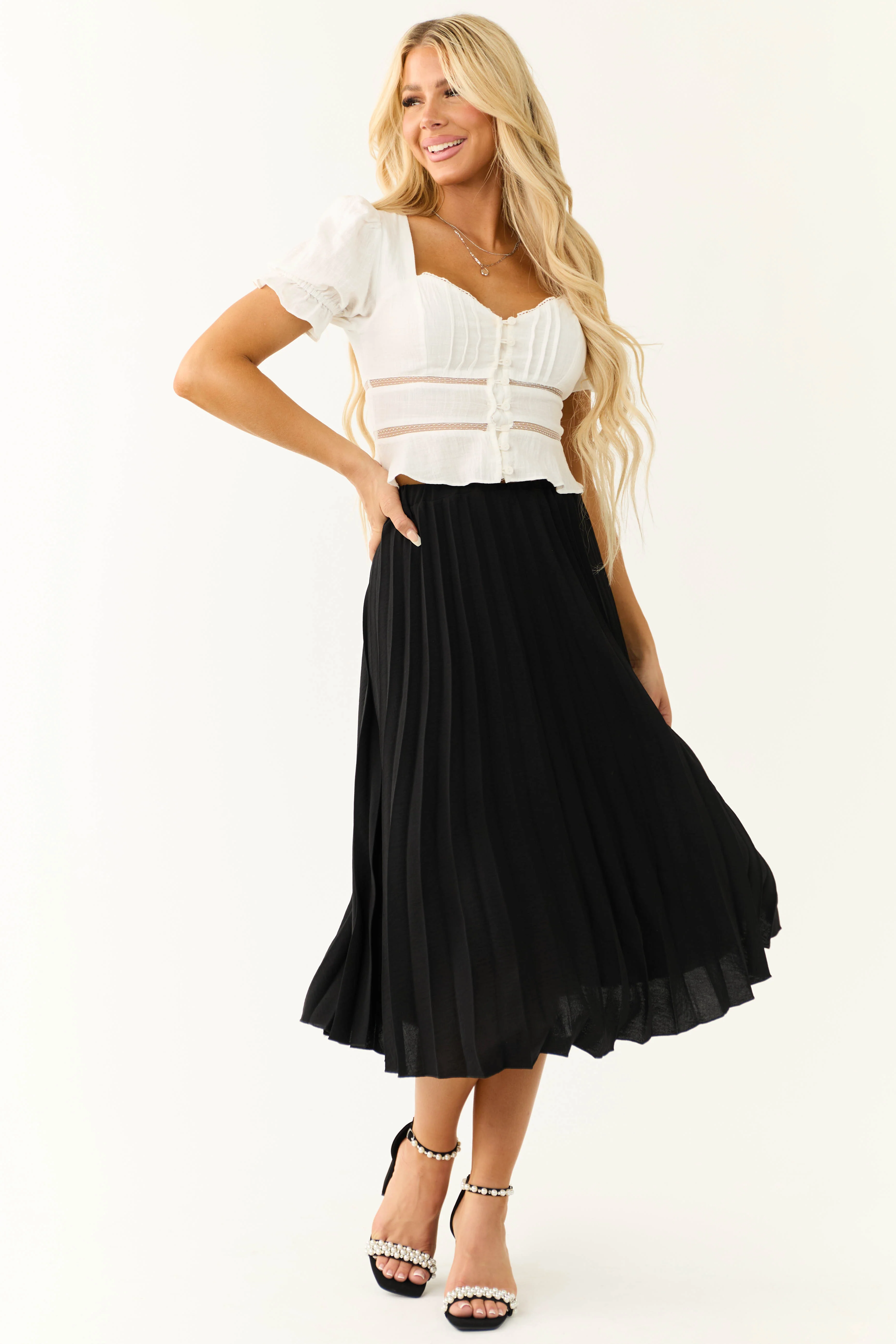 White Sweetheart Neck Lace Detailed Blouse - Image 4